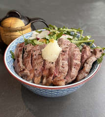 Steak donbri flat