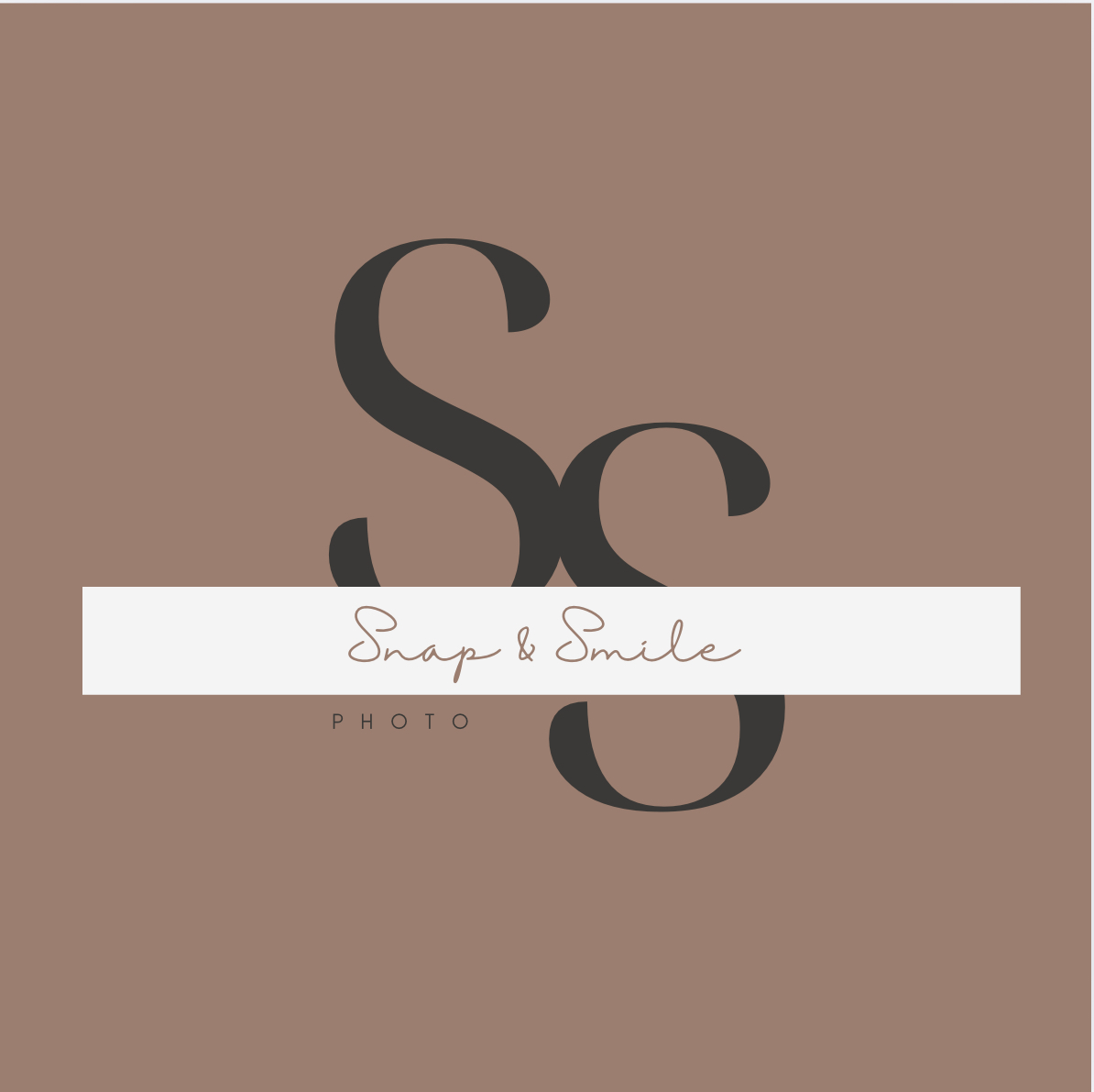 Photo Booth Snap & Smile Co. logo