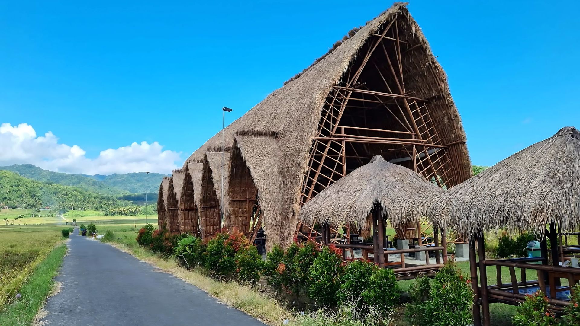 <span>Mahaloka Paradise</span>