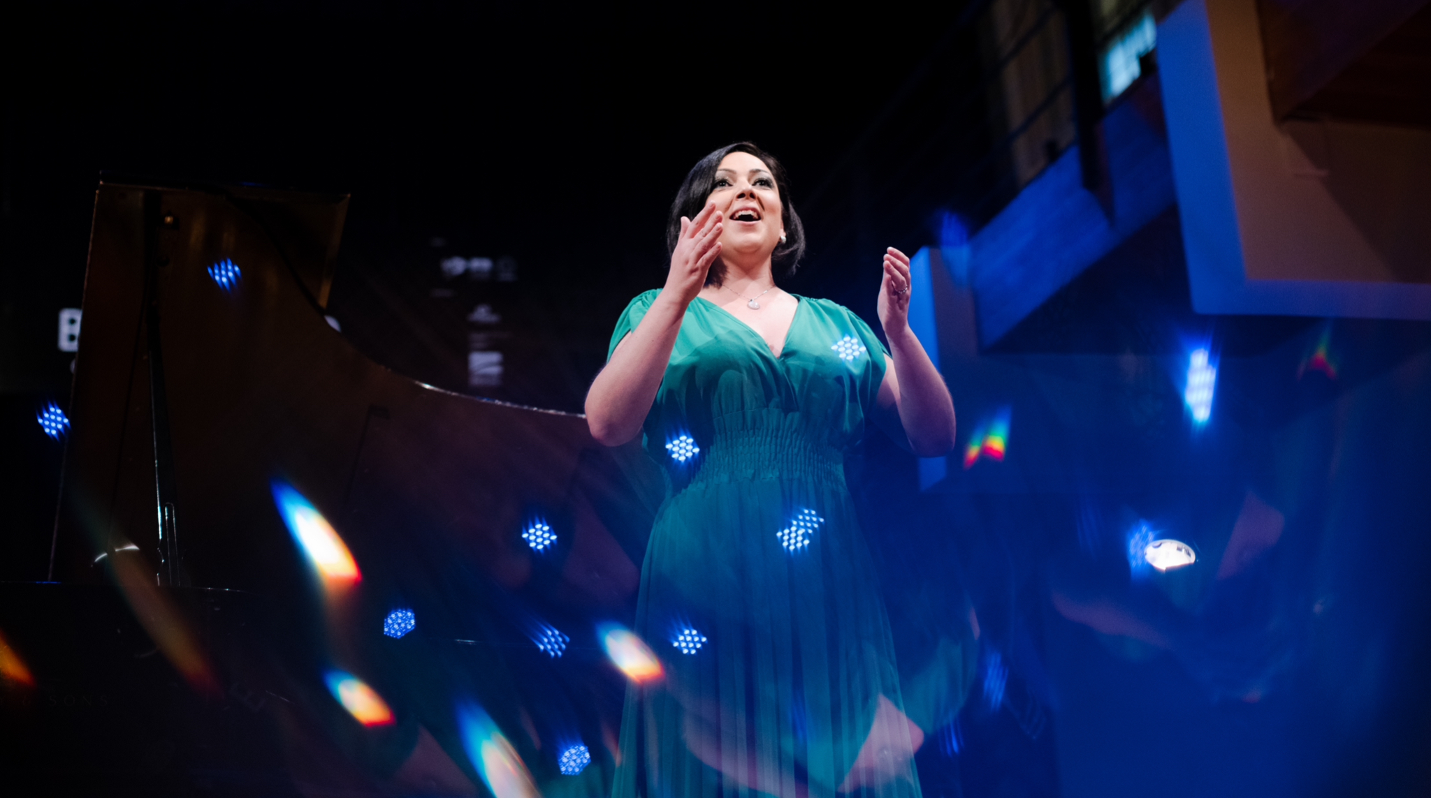 Paloma López Schott, Cantante Profesional y Vocal Coach
