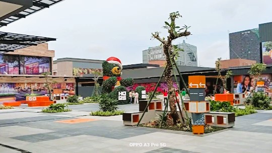 <span>Hampton Square Serpong</span>