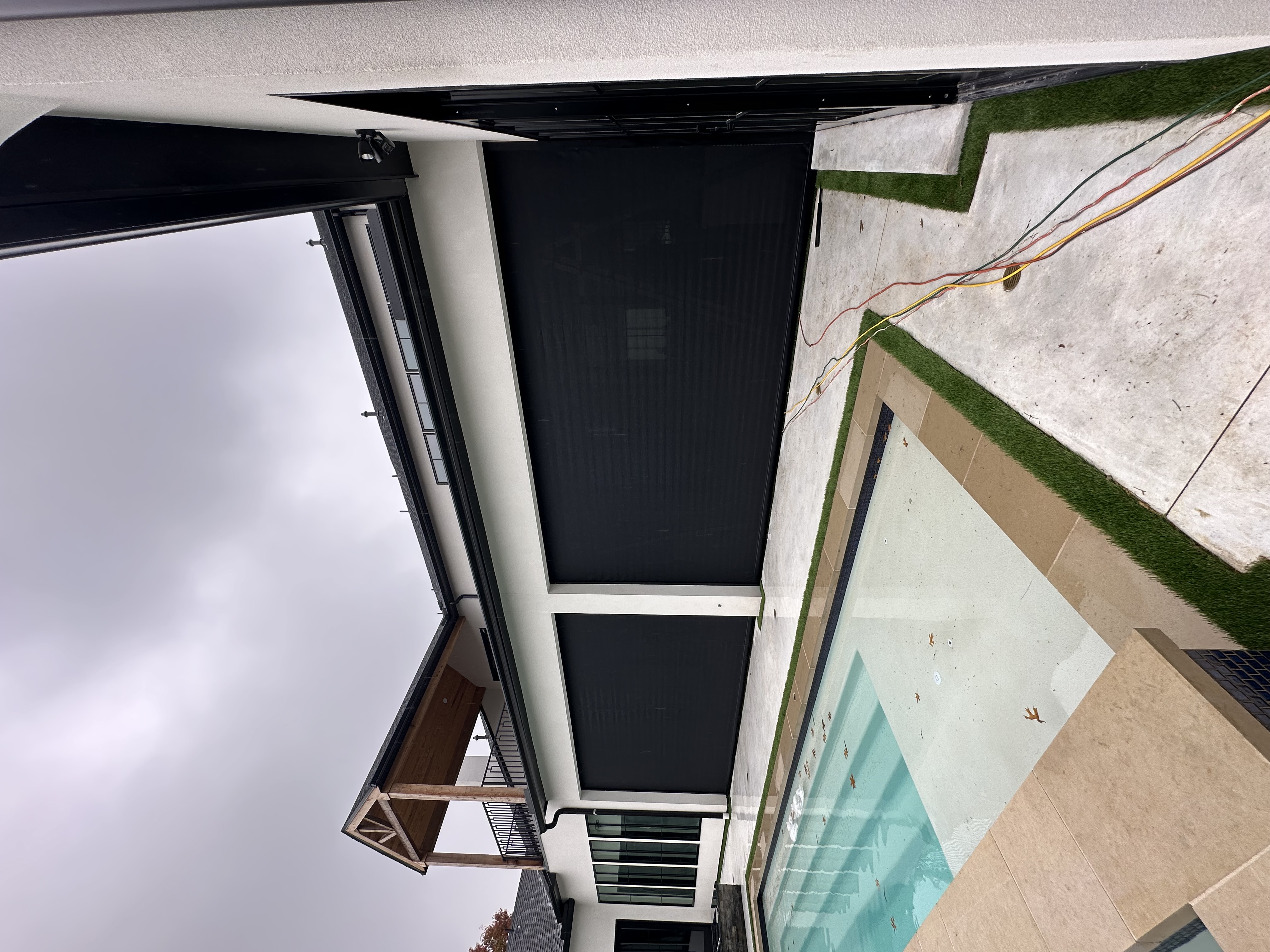 <span>🌞 Motorized Patio Shades</span>