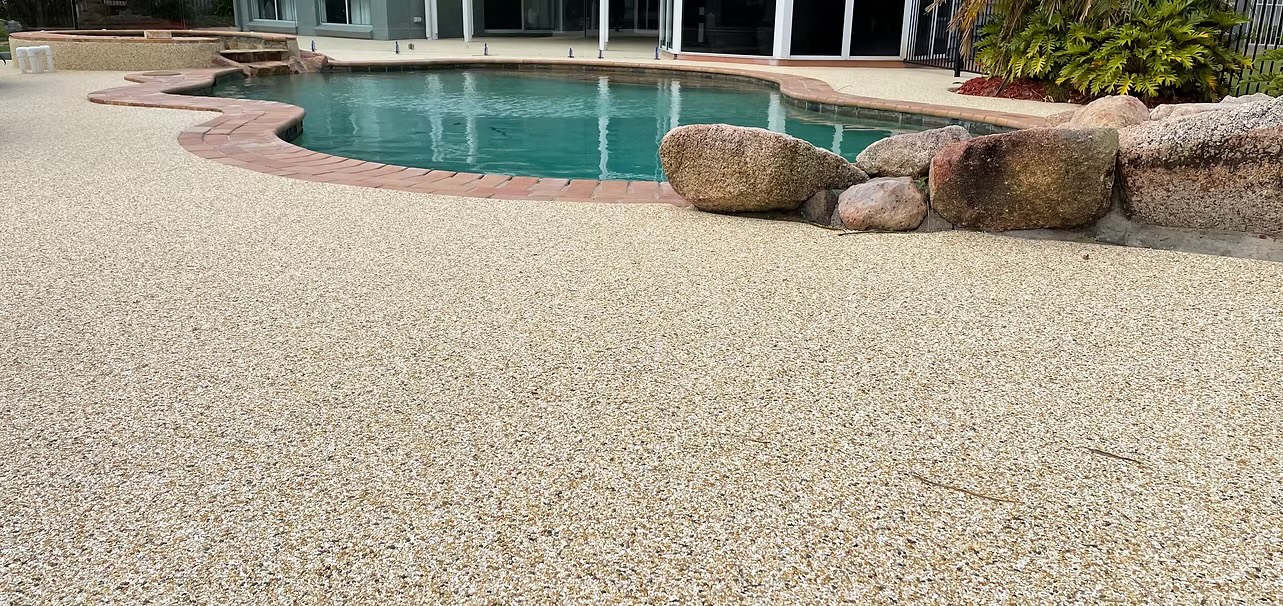 <span>Rock & Rubber: Beauty and Durability</span>