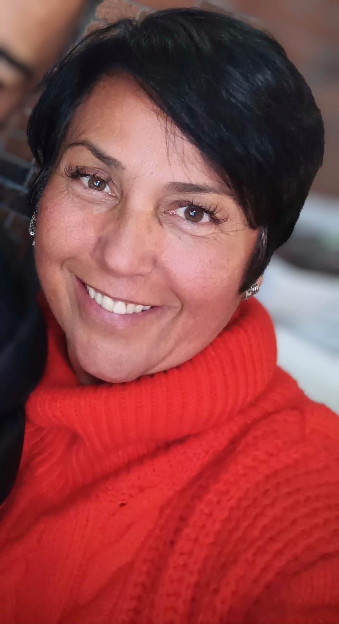 Suzye Senseve - Arquiteta residente em Portugal 