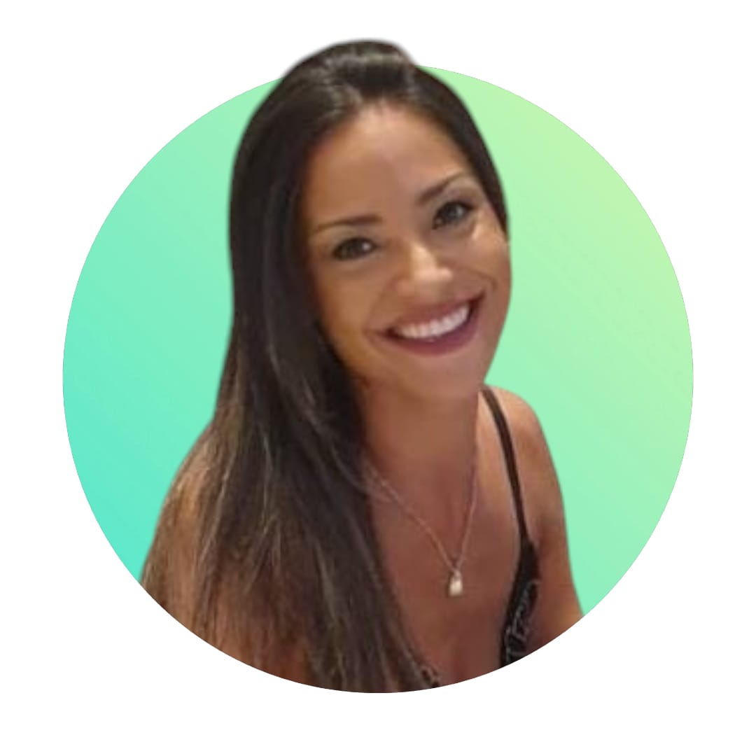 <span>LUZ CAPURRO</span>