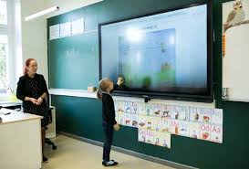 <p>De reis is bedoeld voor MBO docenten en onderwijsleiders die werken aan digitalisering, ICT, toetsing of didactische vernieuwing. Ook voor teams die hun eigen onderwijs toekomstbestendig willen maken.</p>