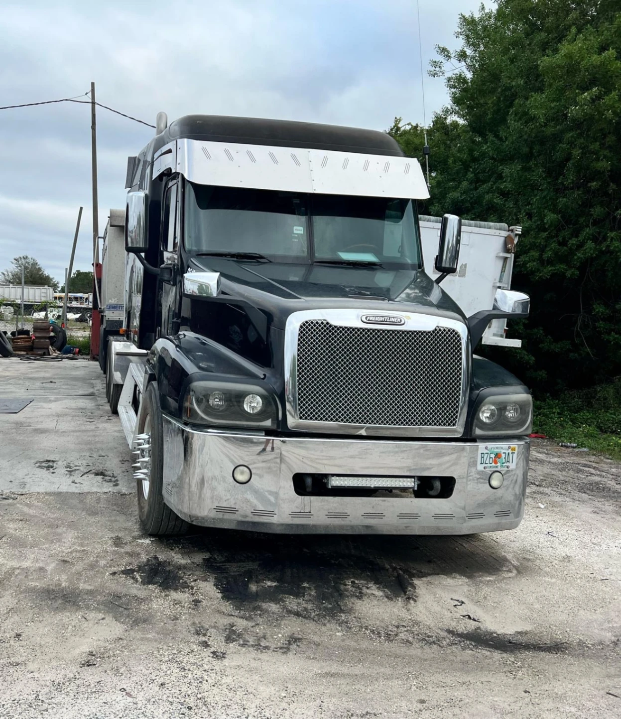 MILLO'S HAULING INC