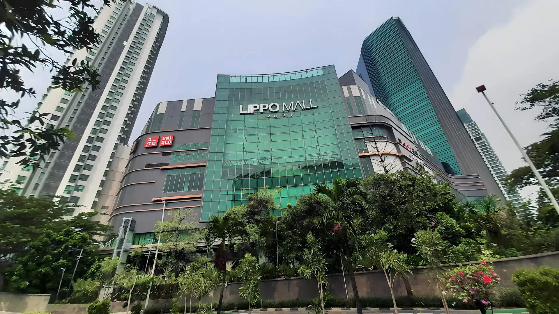 <span>Lippo Mall Puri</span>