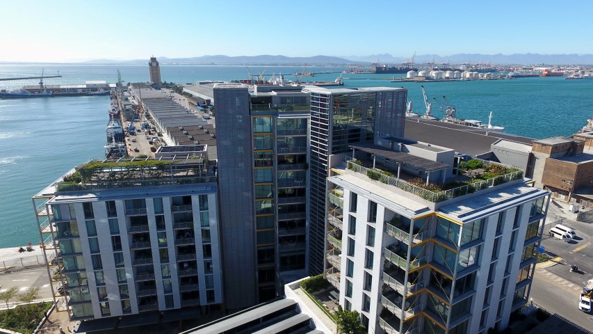 Insolvent Estate Henka Familie Trust - Executive Apartment - No. 3 Silo - Waterfront thumbnail 5