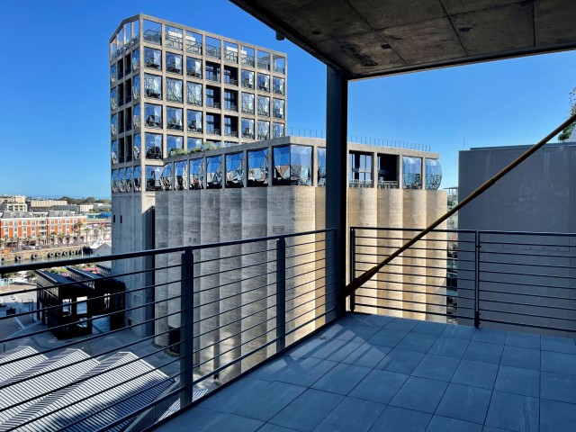 Insolvent Estate Henka Familie Trust - Executive Apartment - No. 3 Silo - Waterfront thumbnail 14