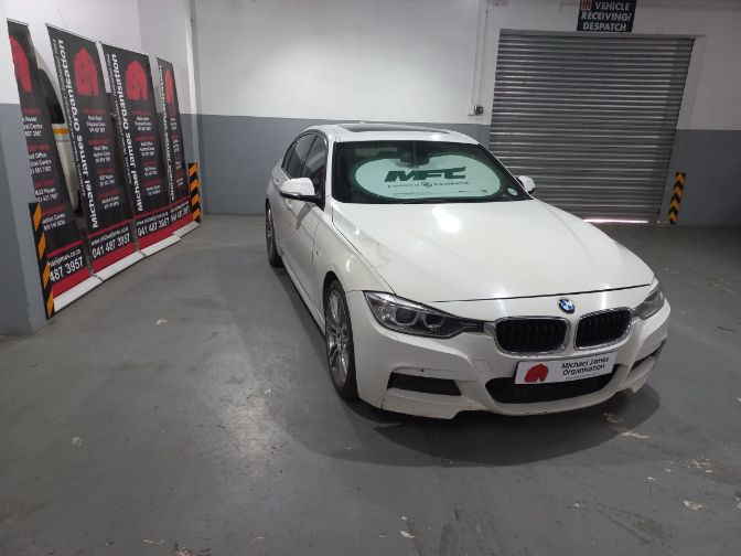2012 BMW 320i M Sport A/T (F30) thumbnail 2