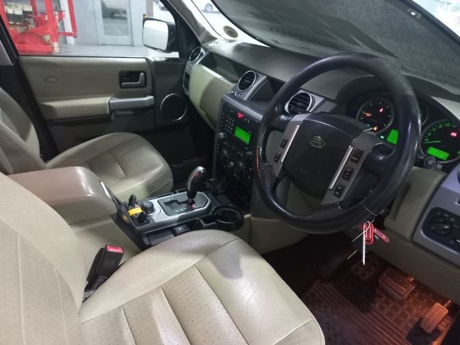 2009 Land Rover Discovery 3 Td V6 S A/T thumbnail 6