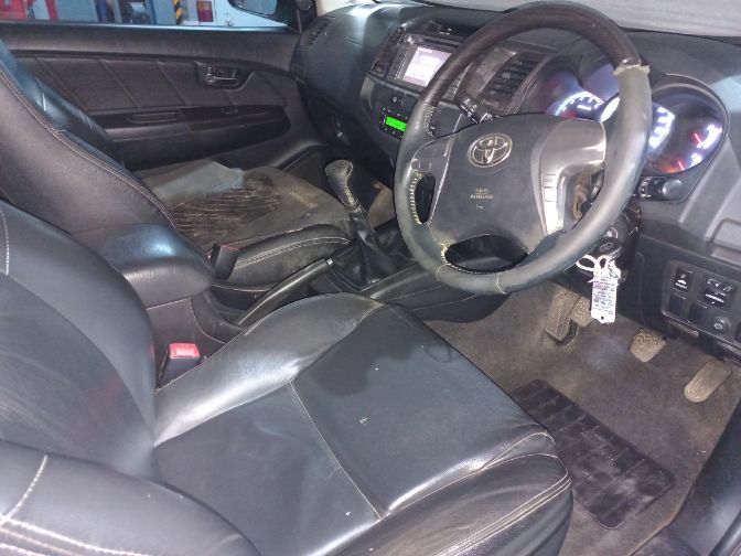2014 Toyota Fortuner 3.0D-4D R/B thumbnail 6