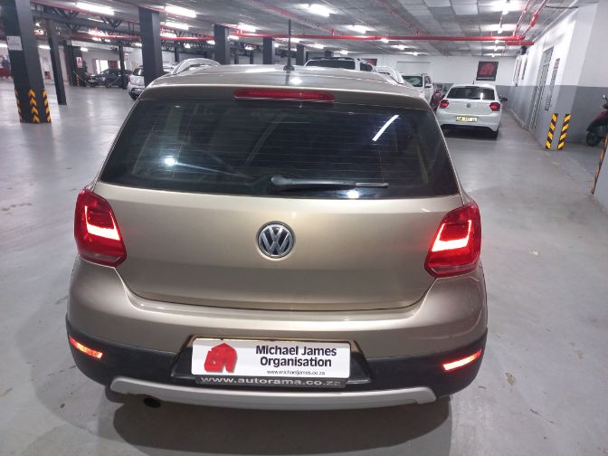 2017 Volkswagen Polo Cross 1.2 TSI thumbnail 5