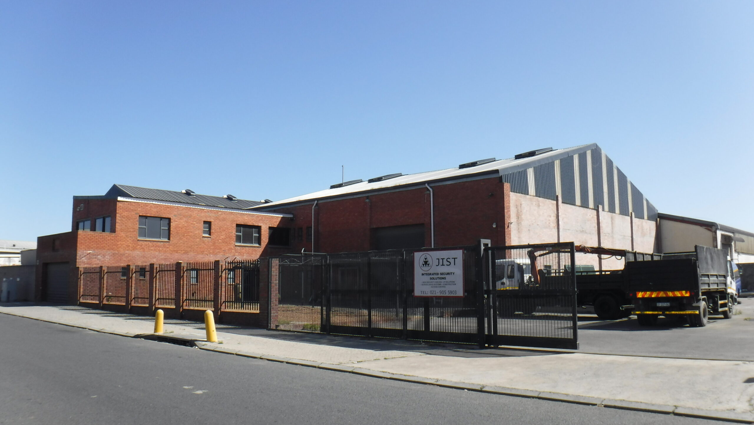 Industrial Property - Blackheath Industria - 15-17 Nebula Crescent thumbnail 4