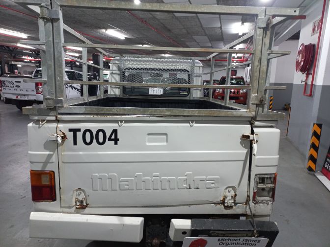 2006 Mahindra Bolero 2.5 TD P/U S/C thumbnail 5