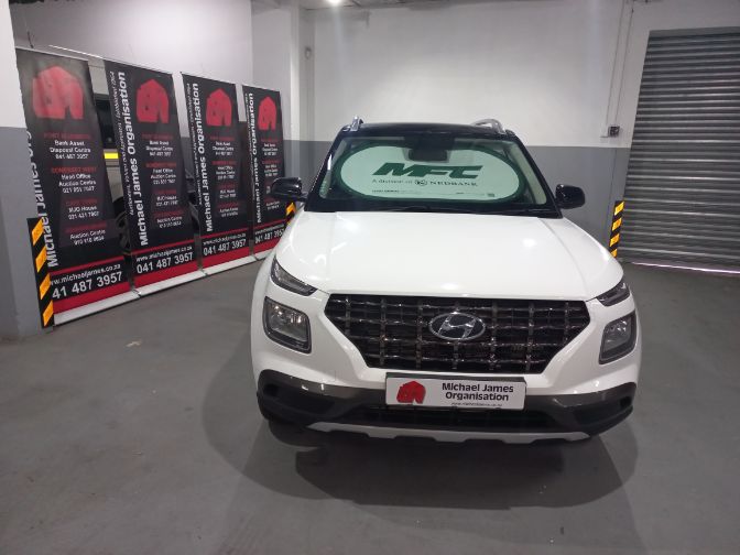 2022 Hyundai Venue 1.0 TGDI Fluid DCT thumbnail 3