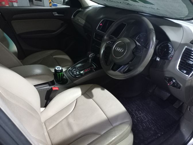 2012 Audi Q5 TDI S Quattro S Tronic thumbnail 6