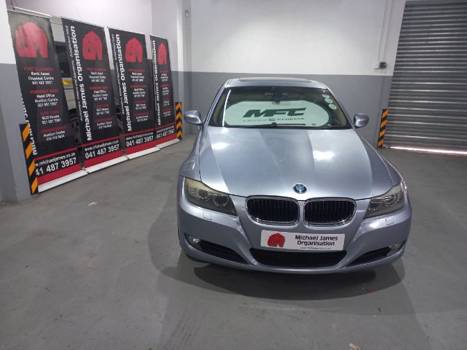 2009 BMW 320i A/T (E90) thumbnail 3