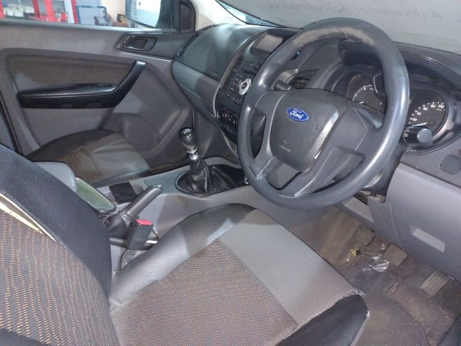 2015 Ford Ranger 2.2 TDCi XL P/U S/C thumbnail 6
