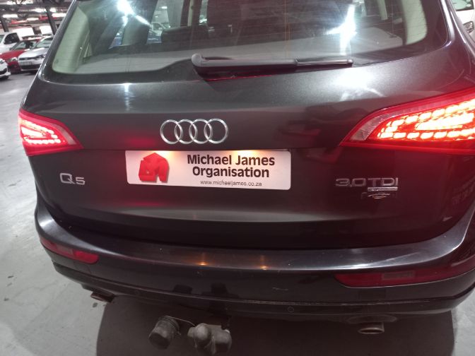 2009 Audi Q5 3.0 TDI Quattro S - Tronic thumbnail 5