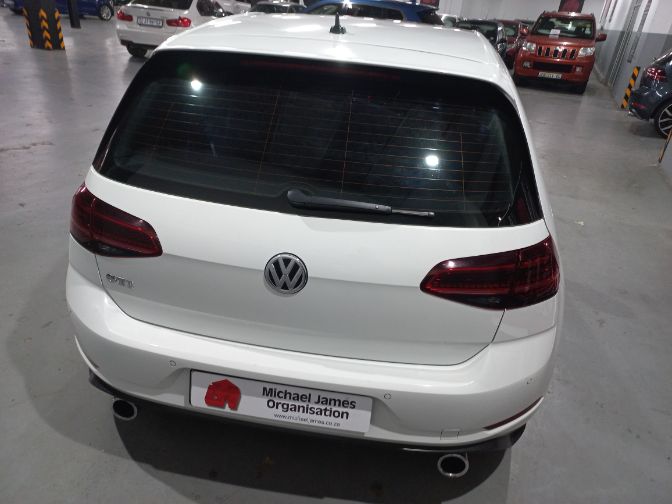 2019 Volkswagen Golf VII GTi 2.0 TSI DSG thumbnail 5