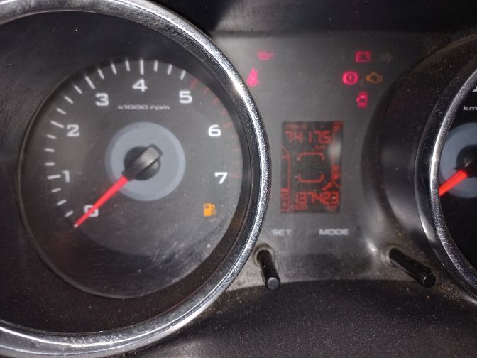 2019 Mahindra TUV300 1.5TD (7 Seat) thumbnail 6