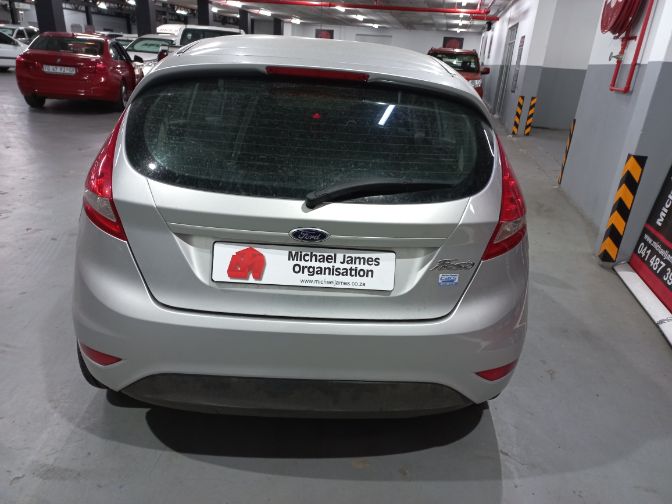 2012 Ford Fiesta 1.4i Ambiente 5Dr thumbnail 5