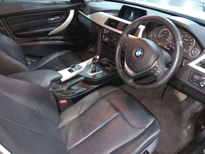 2019 BMW 318i A/T (F30) LCI thumbnail 6