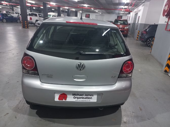2012 Volkswagen Polo Vivo 1.6 Trendline 5Dr thumbnail 5