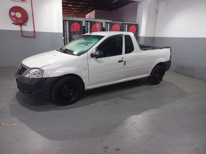 2020 NIssan NP200 1.6 A/C Safety Pack P/U S/C