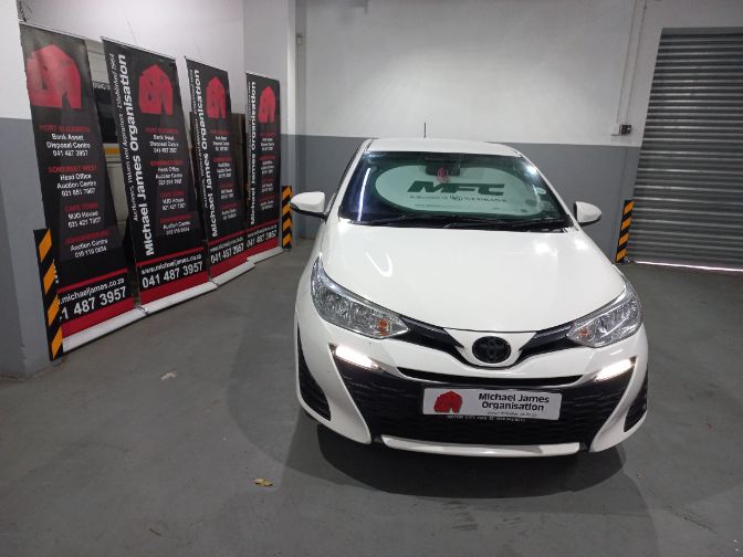 2020 Toyota Yaris 1.5 XS CVT 5Dr thumbnail 3