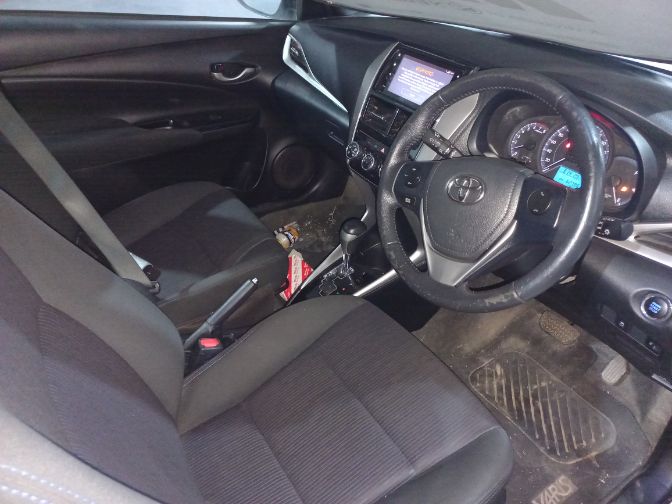 2020 Toyota Yaris 1.5 XS CVT 5Dr thumbnail 6