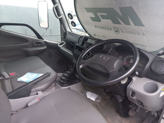 2020 Toyota Dyna 150 C/C thumbnail 6