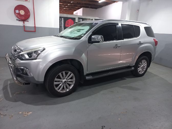 2019 Isuzu MU-X 3.0D 4X4 A/T