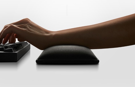 Leopold Wrist-Rest Size L