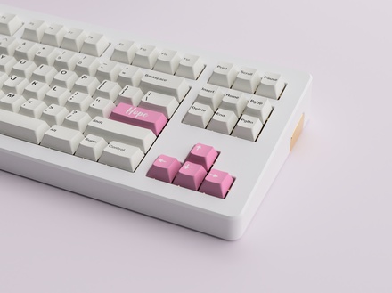 GMK Pretty in Pink Kit