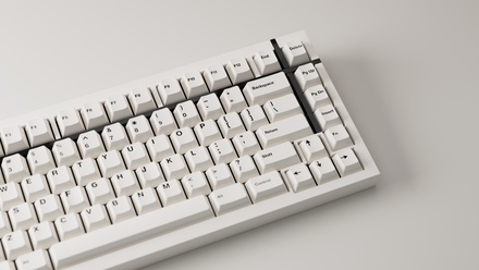 BOX 75 Keyboard White PVD