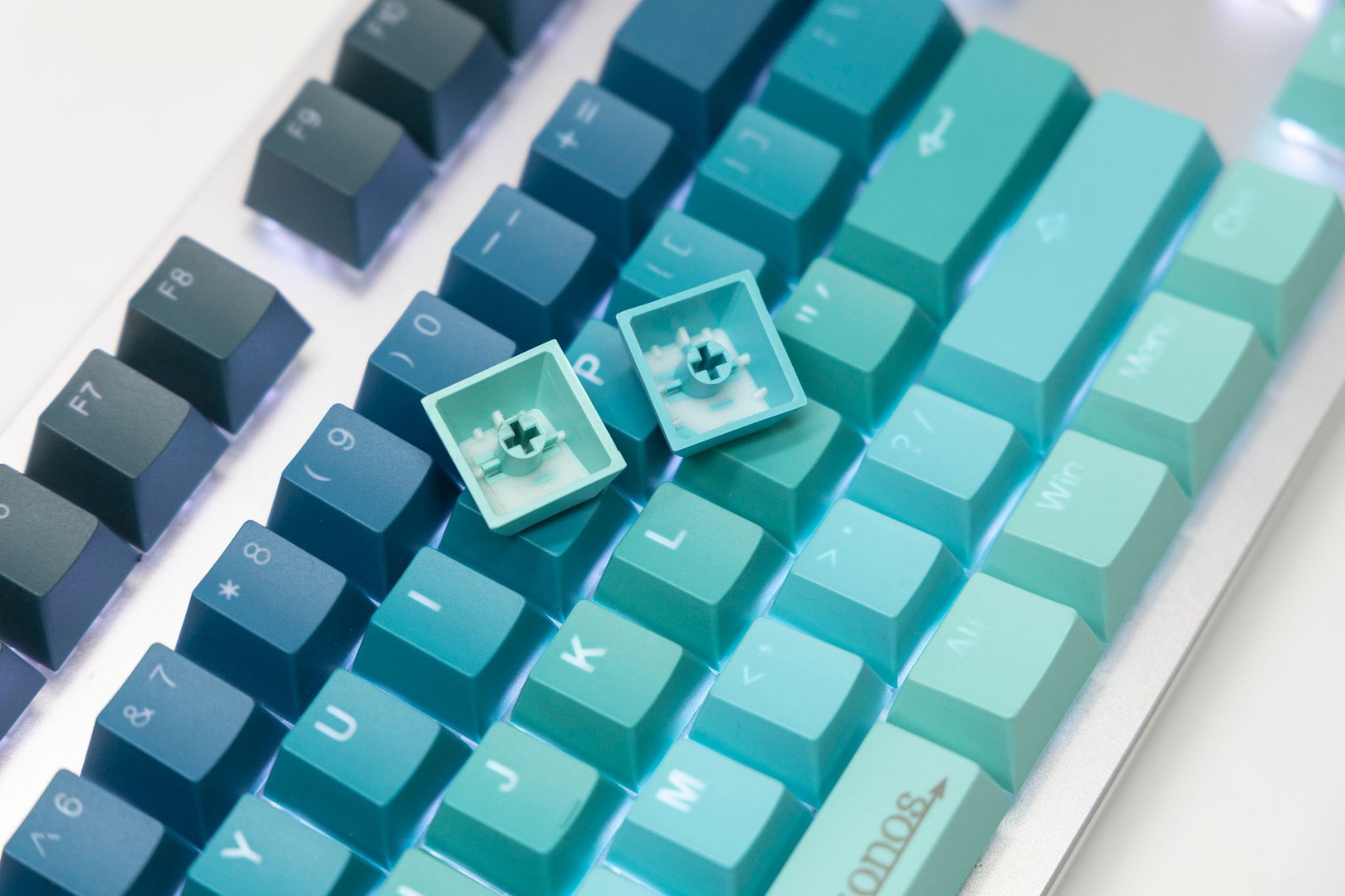 Tai-Hao PBT Doubleshot Shine-through 142-Key Keycap Set - Mykonos 