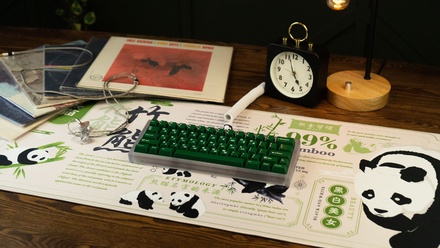Panda Deskmat Light