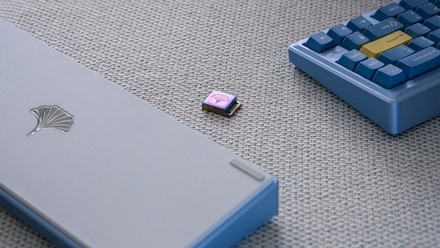 Ginkgo65 Pro - Blue x White case & PVD Prism logo & HS flexcut PCB [GB]