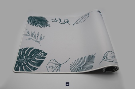 Foliage Light Deskmat