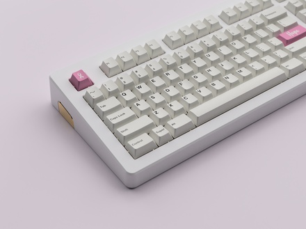 GMK Pretty in Pink Kit