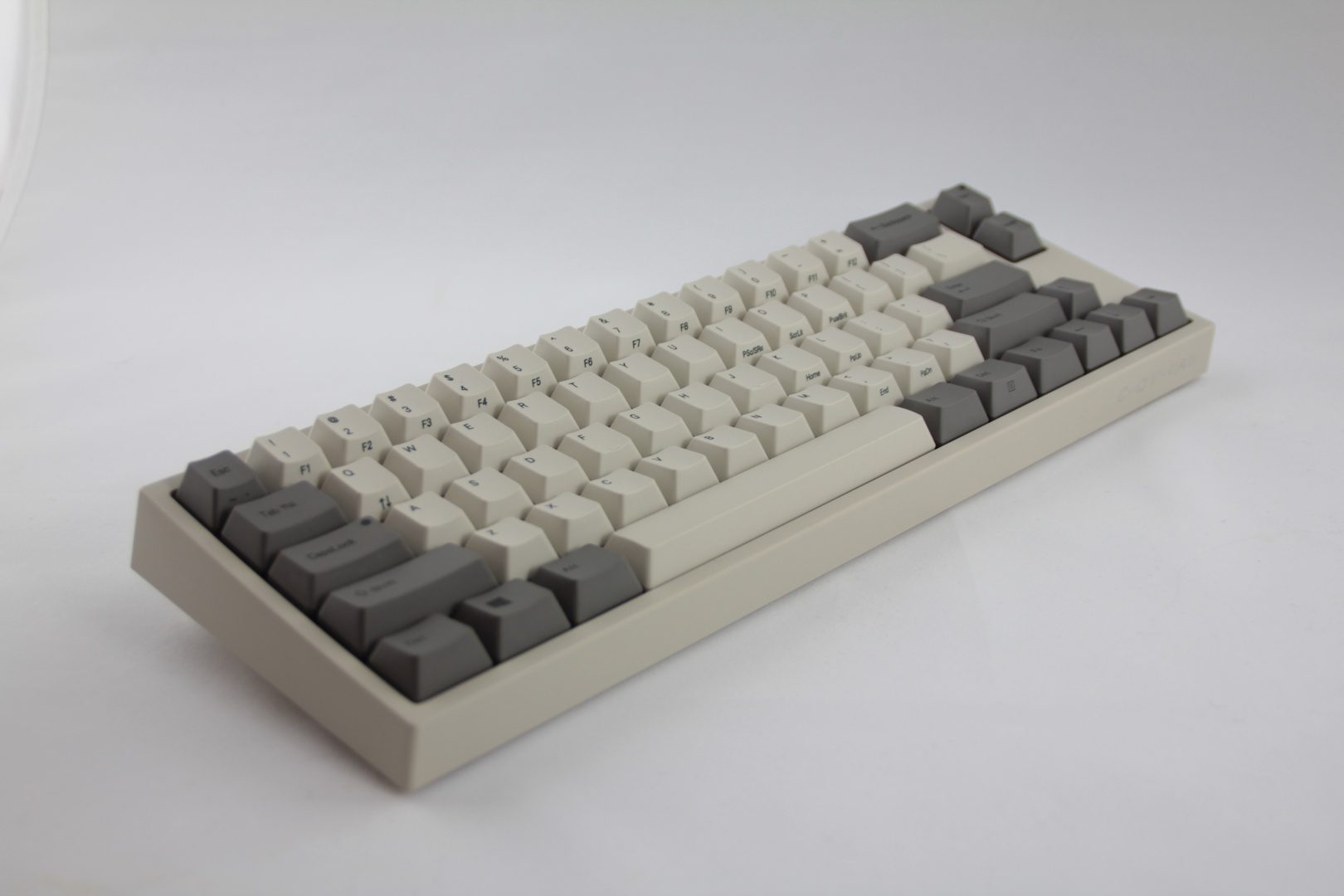 Leopold FC660C White ANSI Topre 45g | mykeyboard.eu