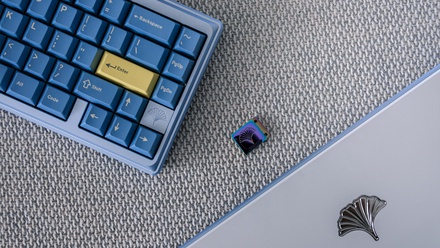 Ginkgo65 Pro - Blue x White case & PVD Prism logo & HS flexcut PCB [GB]