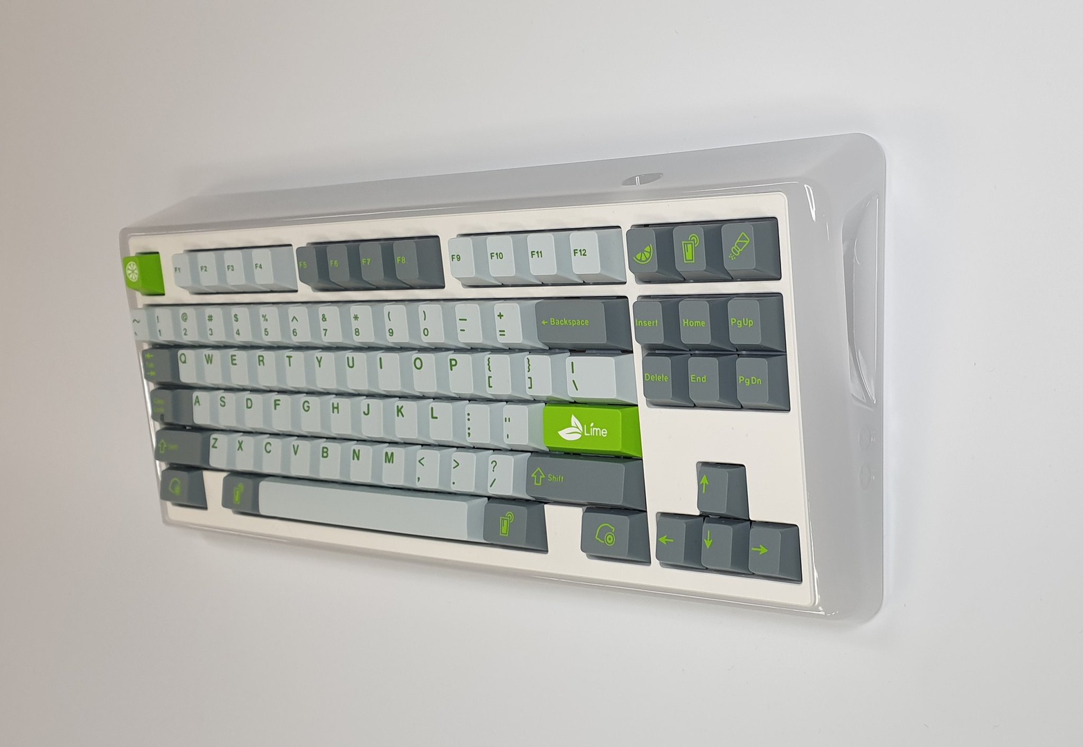 EO-87 (Winkey) (Frosted Version) | mykeyboard.eu