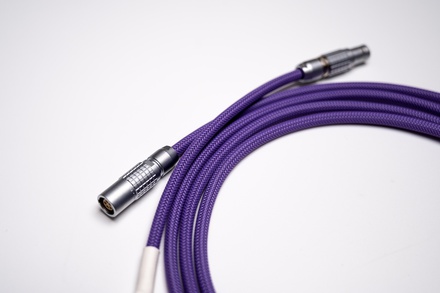 Non-coiled LEMO custom USB cable/ Vivid Violett