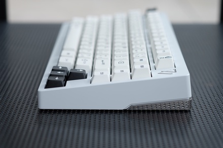 7V Keyboard (Polycarbonate Plate)