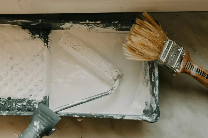 Lackierung/Anstrich von vertikalen Heizungsröhren