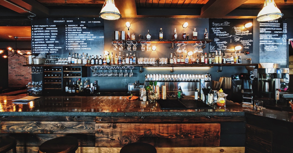 Wie die richtige Innenarchitektur für mehr Besucher in Ihrem Restaurant sorgt